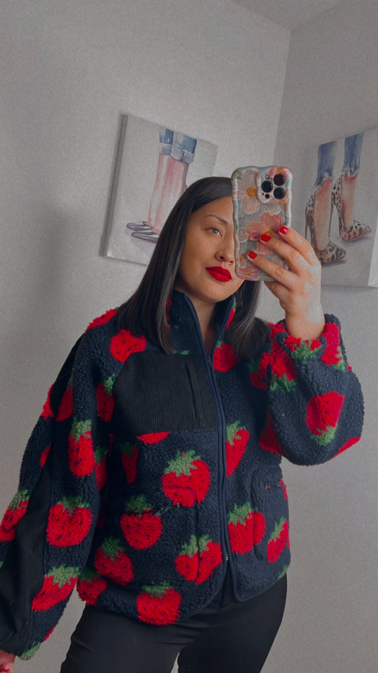 Black Strawberry Sweater 🍓